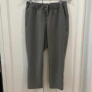 lululemon athletica Green Gray Capris